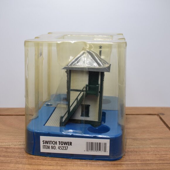 Bachmann Trains Thomas and Friends Switch Tower 45237 2011 HO/OO Brand New - Picture 8 of 12